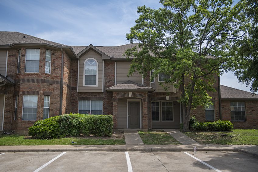 Kingbridge Crossing Dallas TX Low Income Housing Apartment