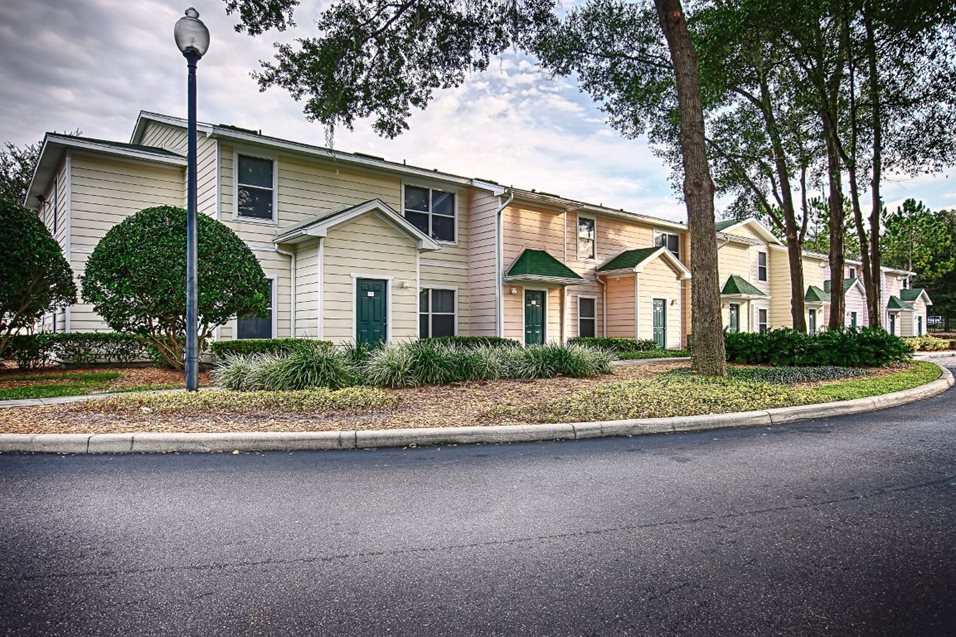 Enclave At Pine Oaks | 512 Harrison Pl Dr, Deland, FL 32724 ...