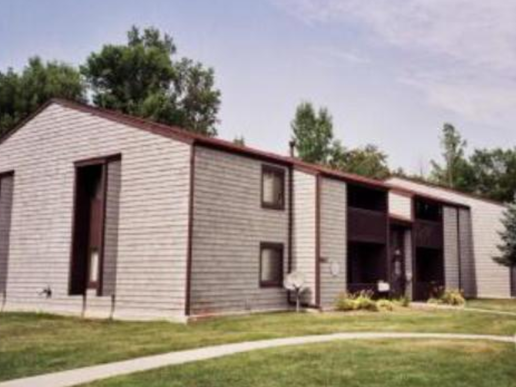 Menasha Woods Affordable Apartments / Rental Housing Assistance