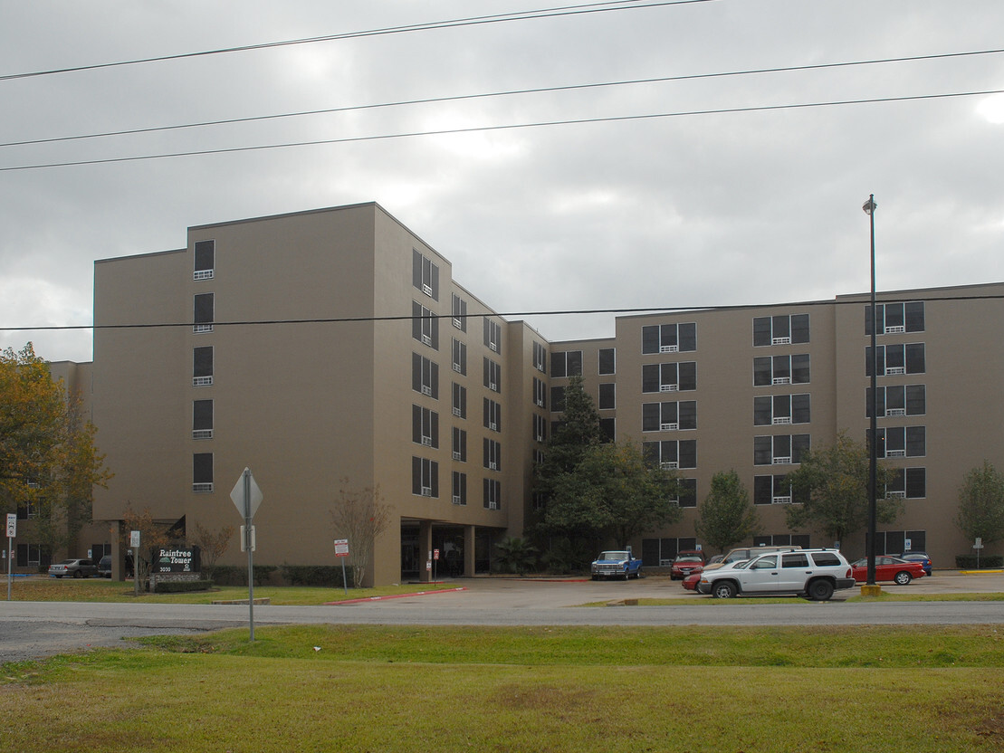 Raintree Towers Apartments