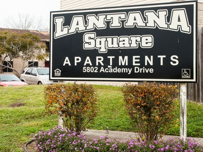 Lantana Square Apartments