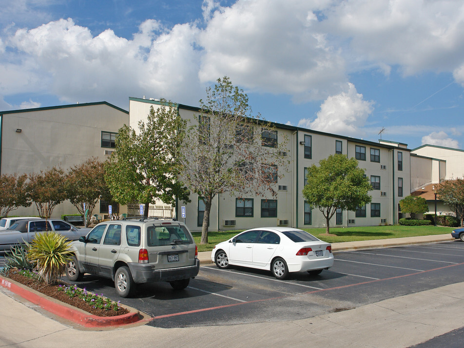 Park Meadows Apartments