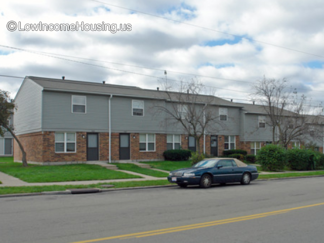 Summit Square Apartments | 616 Summit Square Dr., Dayton, OH 45417