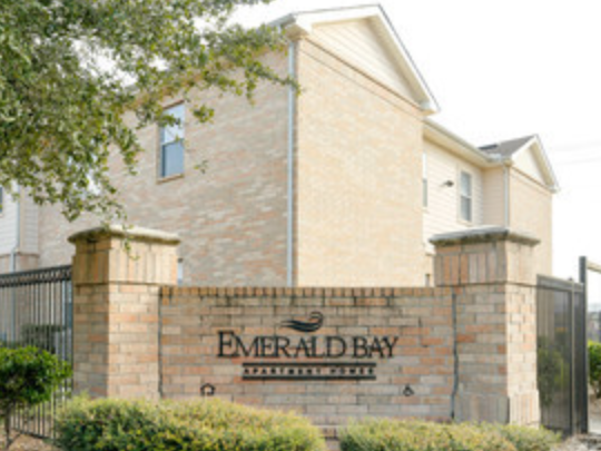 Emerald Bay Apartments Houston 6767 Bennington St Houston Tx Lowincomehousing Us