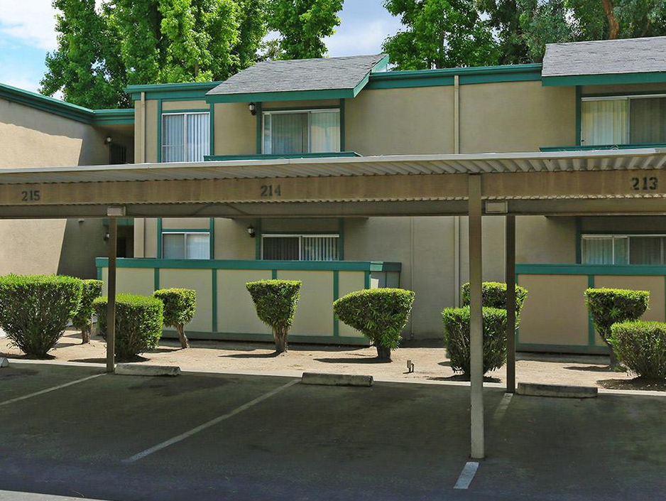 Village At 9th Apartments Fresno 5158 N 9th St, Fresno, CA 93710